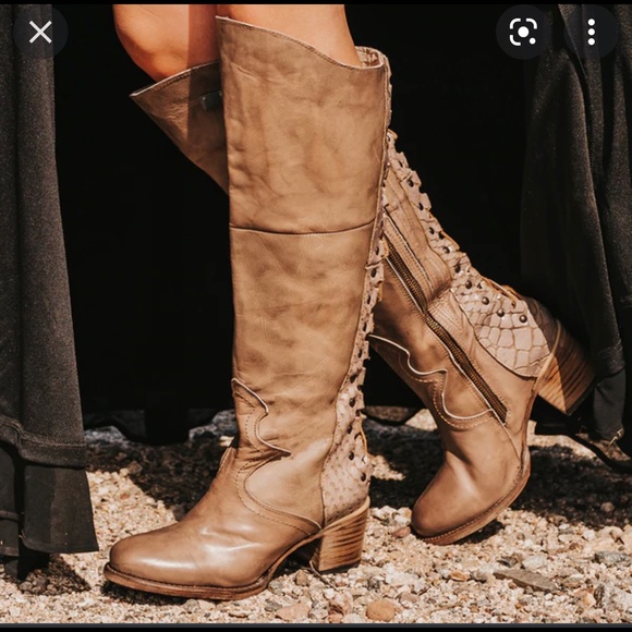 Beautiful Freebird boots. - Picture 1 of 1